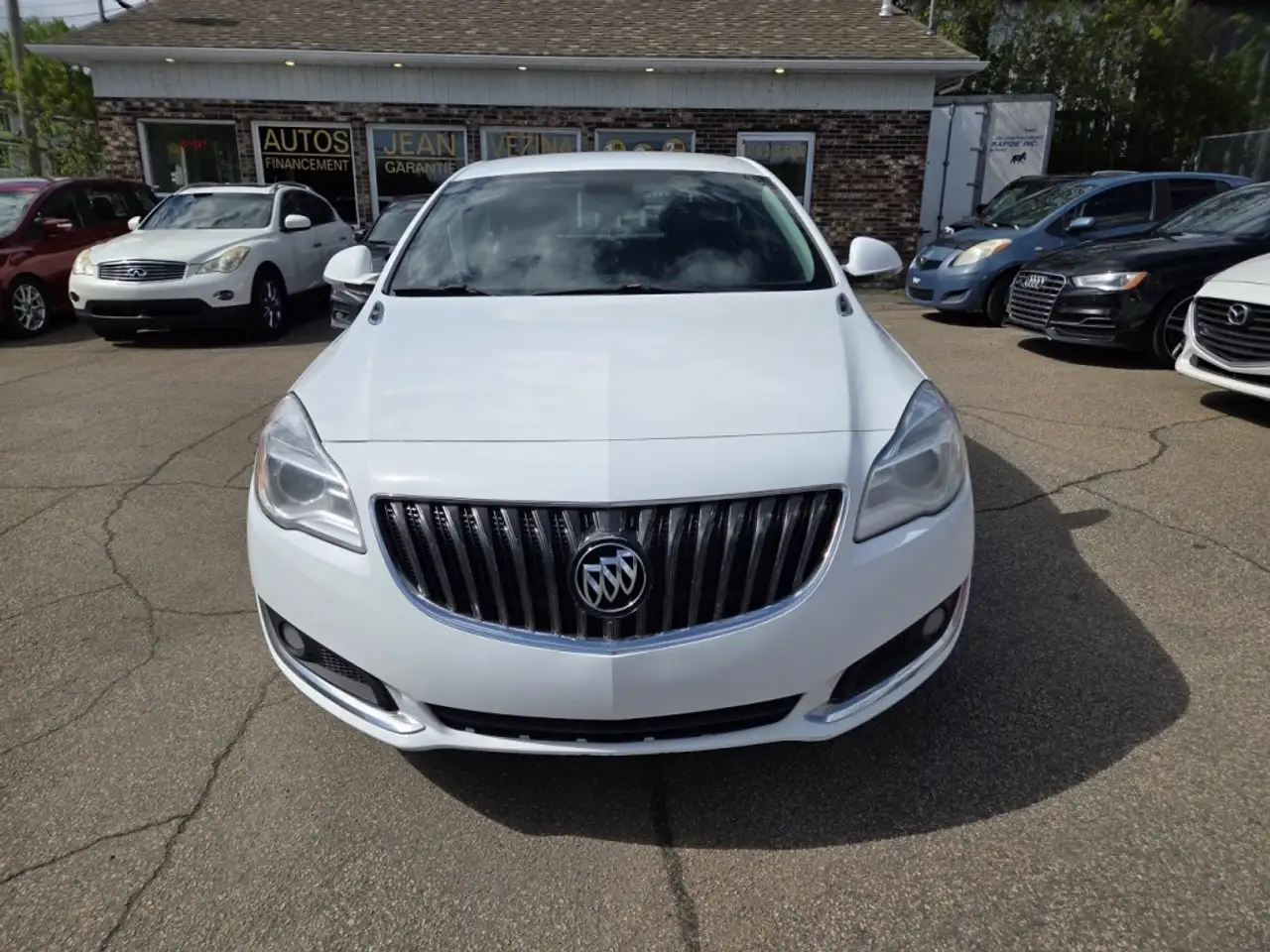 Buick Regal photo Buick Regal