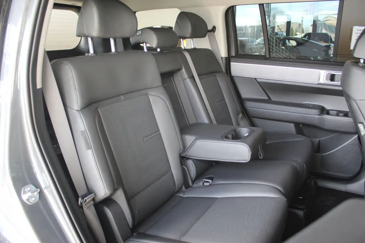 Hyundai SANTA FE снимка Hyundai SANTA FE