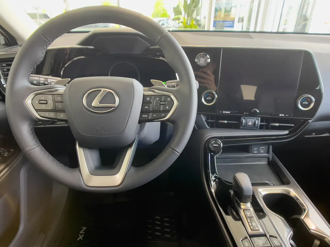 Lexus NX fotografie Lexus NX