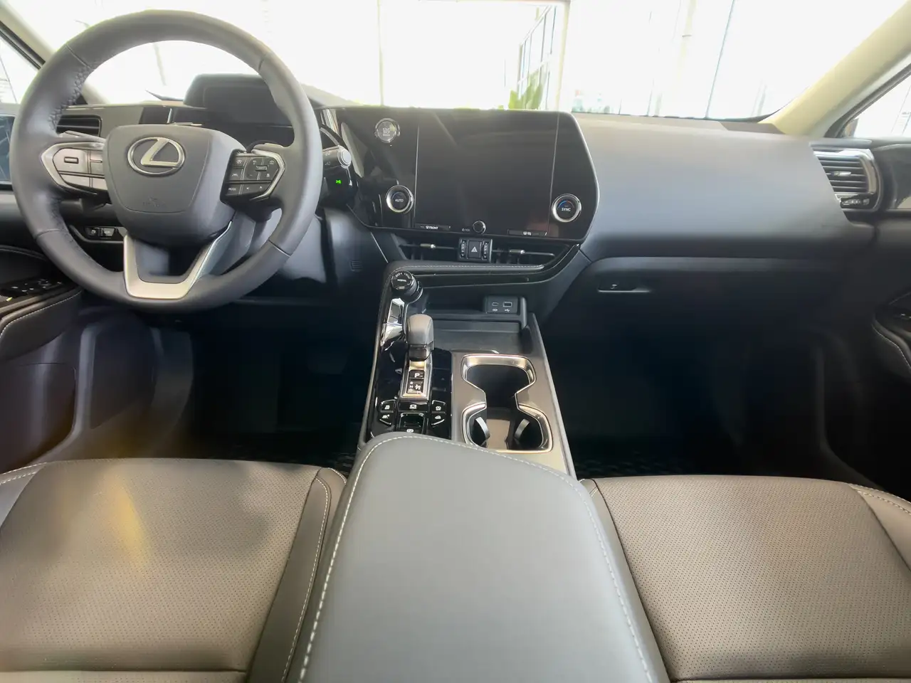 Lexus NX fotografie Lexus NX