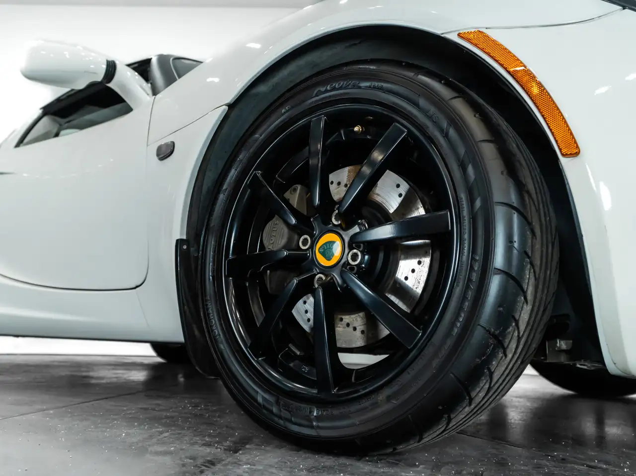 Lotus Elise снимка Lotus Elise