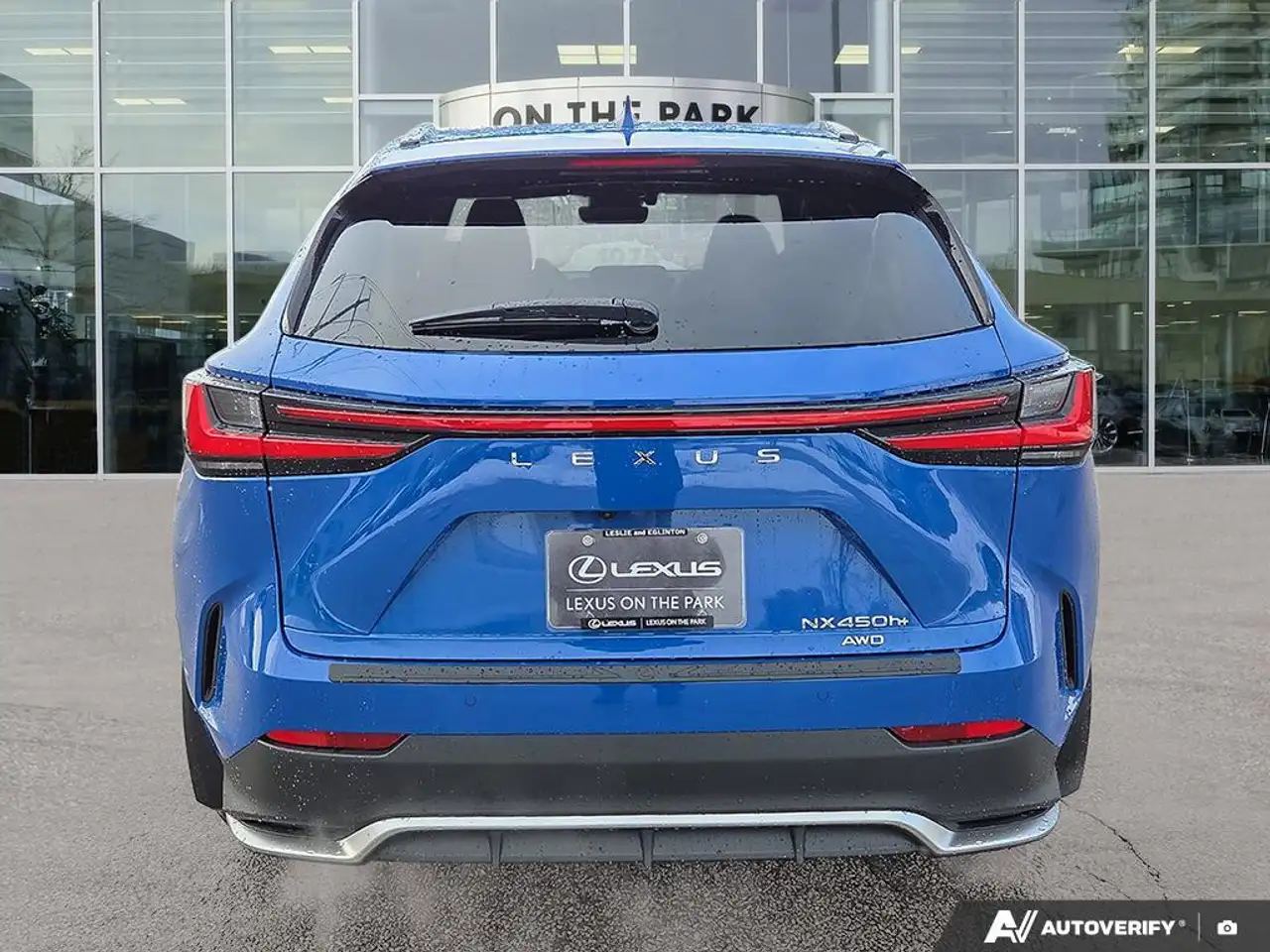 Lexus NX снимка Lexus NX