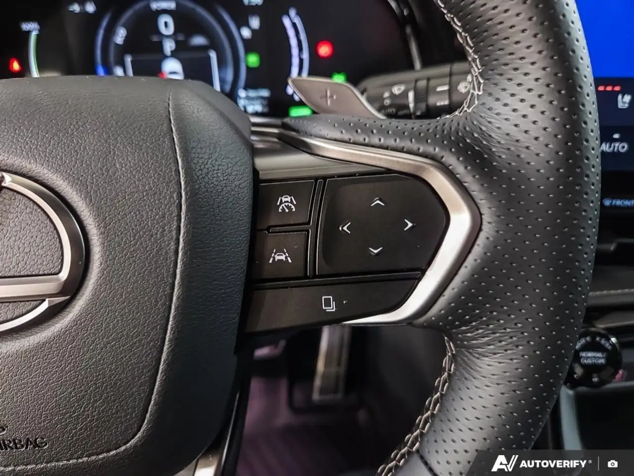 Lexus NX снимка Lexus NX