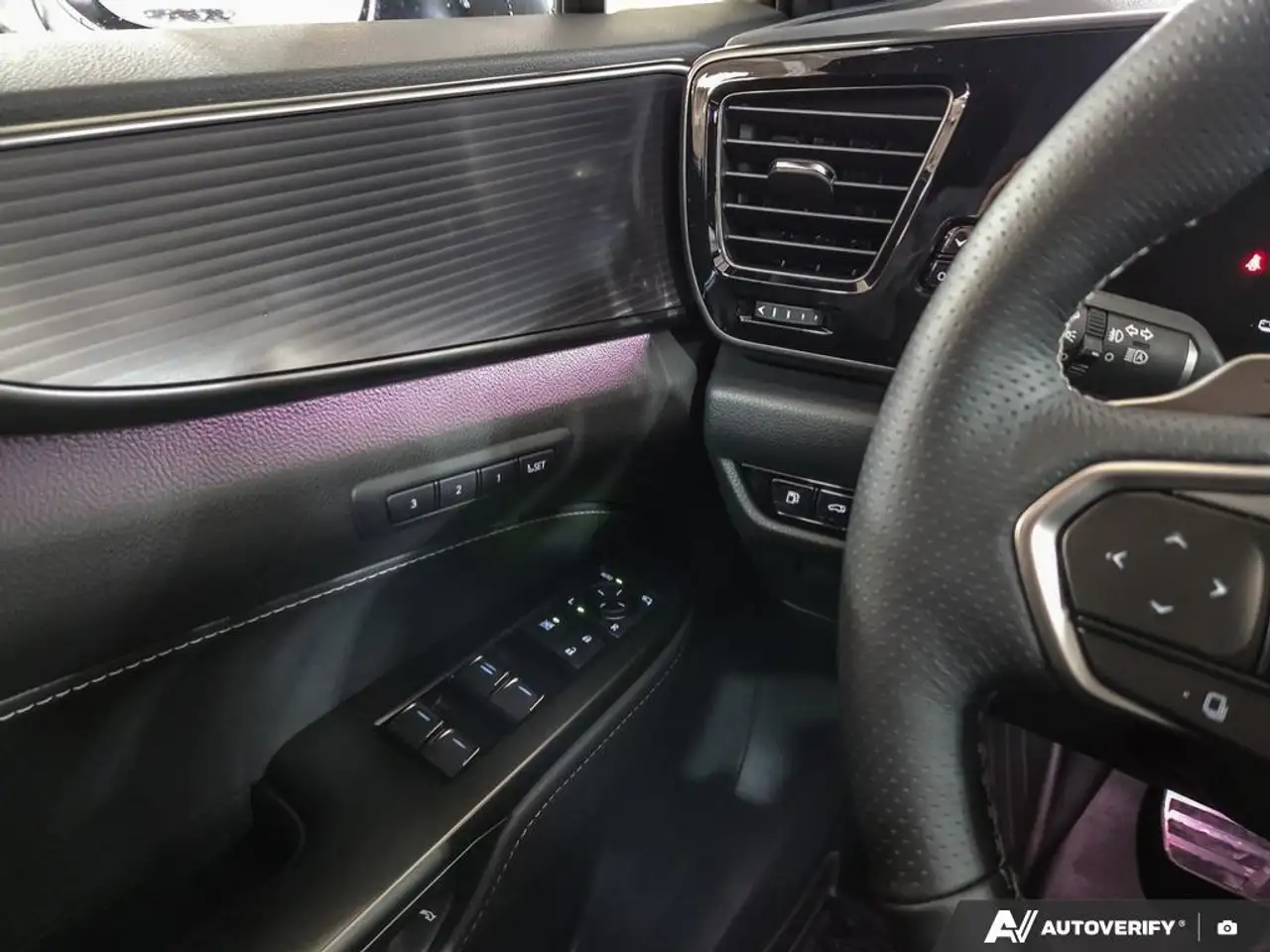 Lexus NX снимка Lexus NX