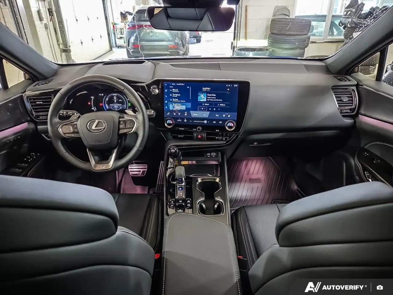 Lexus NX снимка Lexus NX