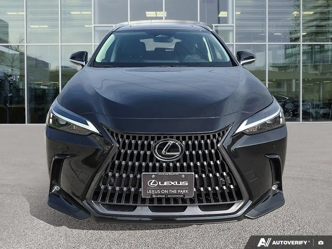 Lexus NX снимка Lexus NX
