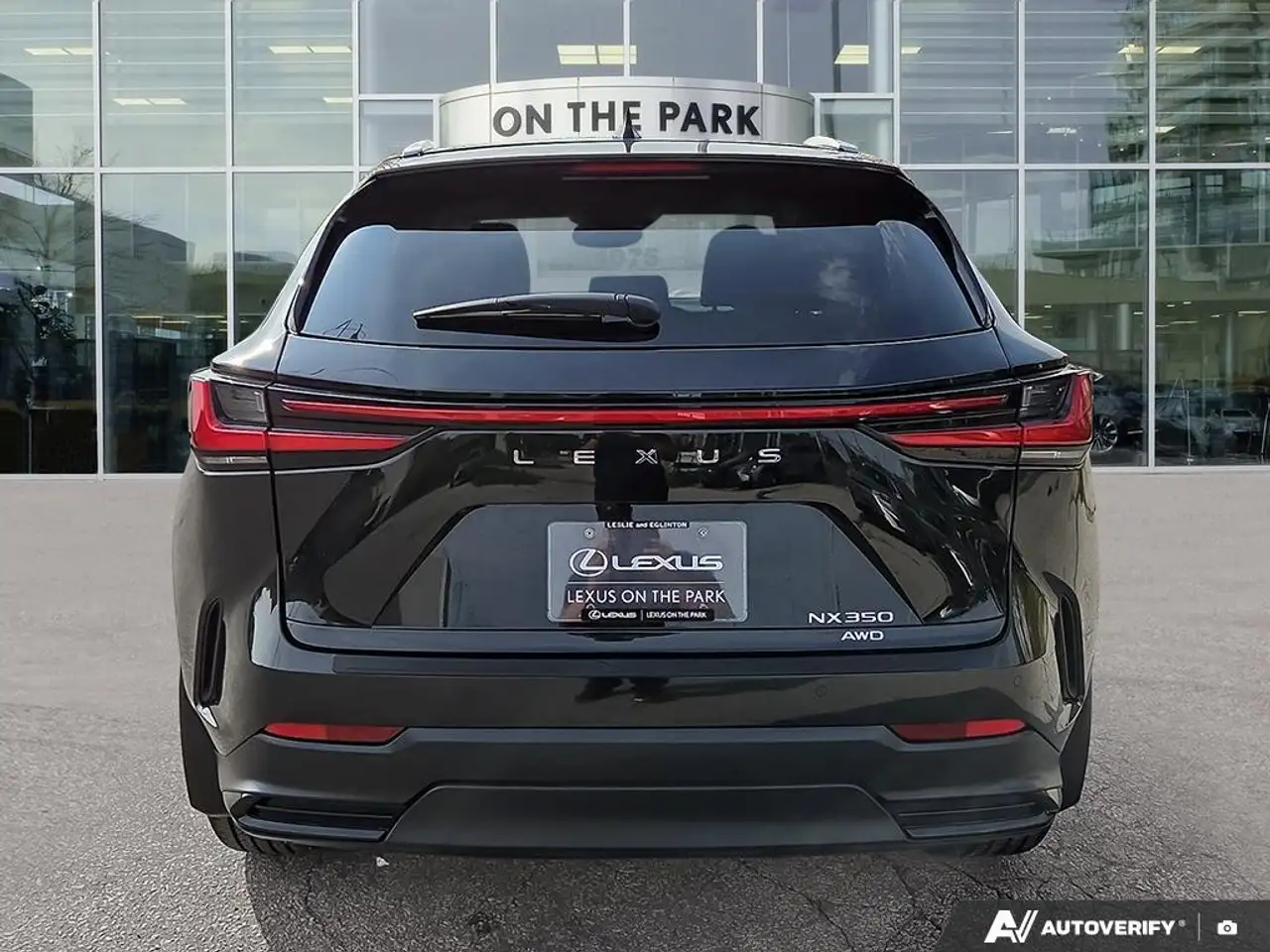 Lexus NX снимка Lexus NX