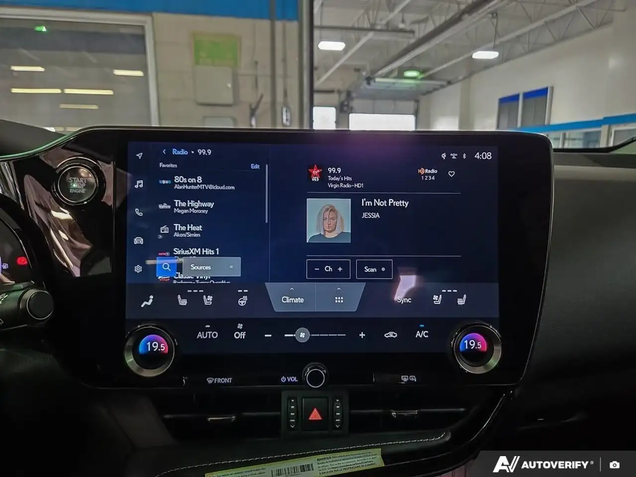 Lexus NX снимка Lexus NX