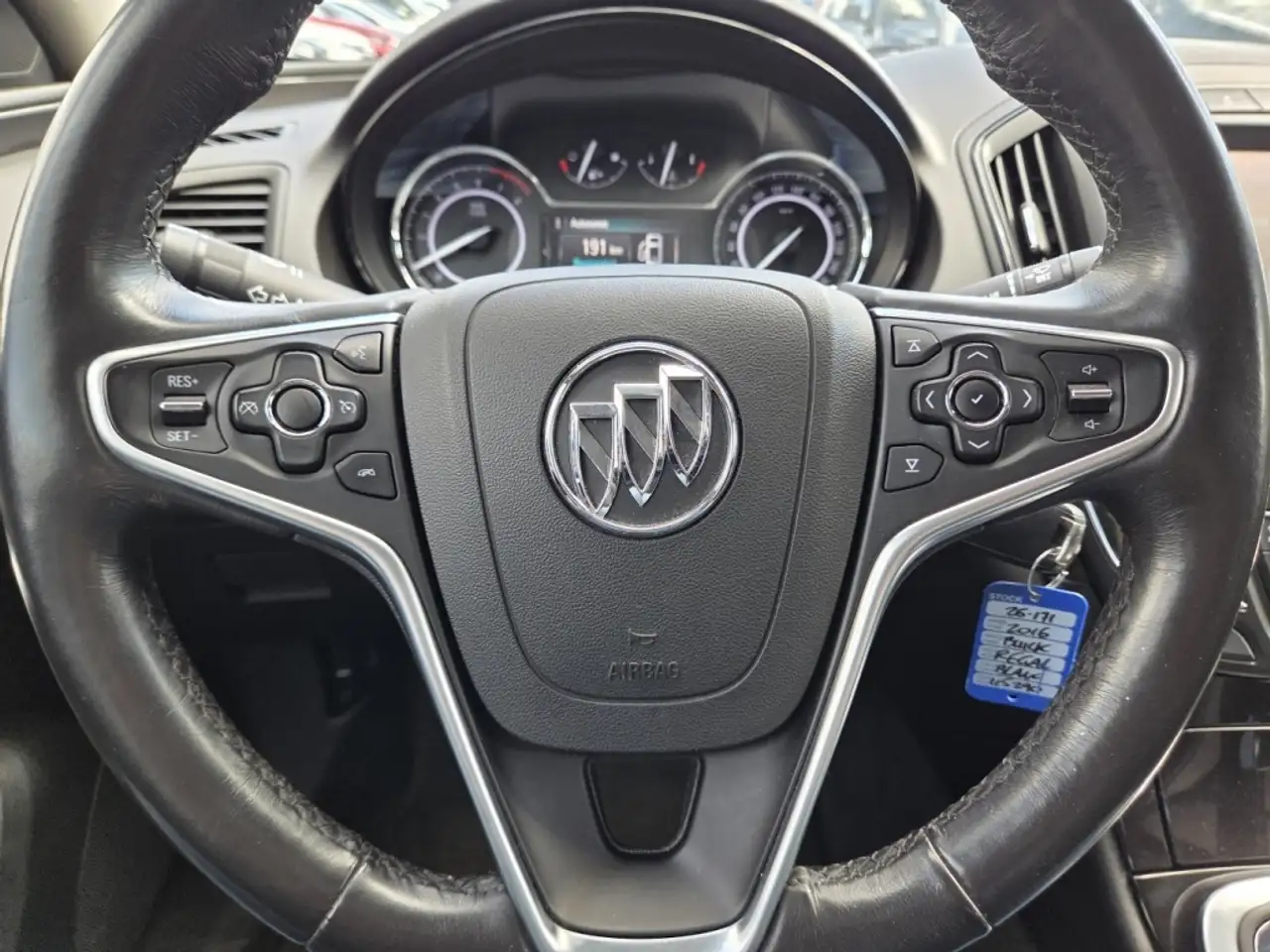 Buick Regal photo Buick Regal