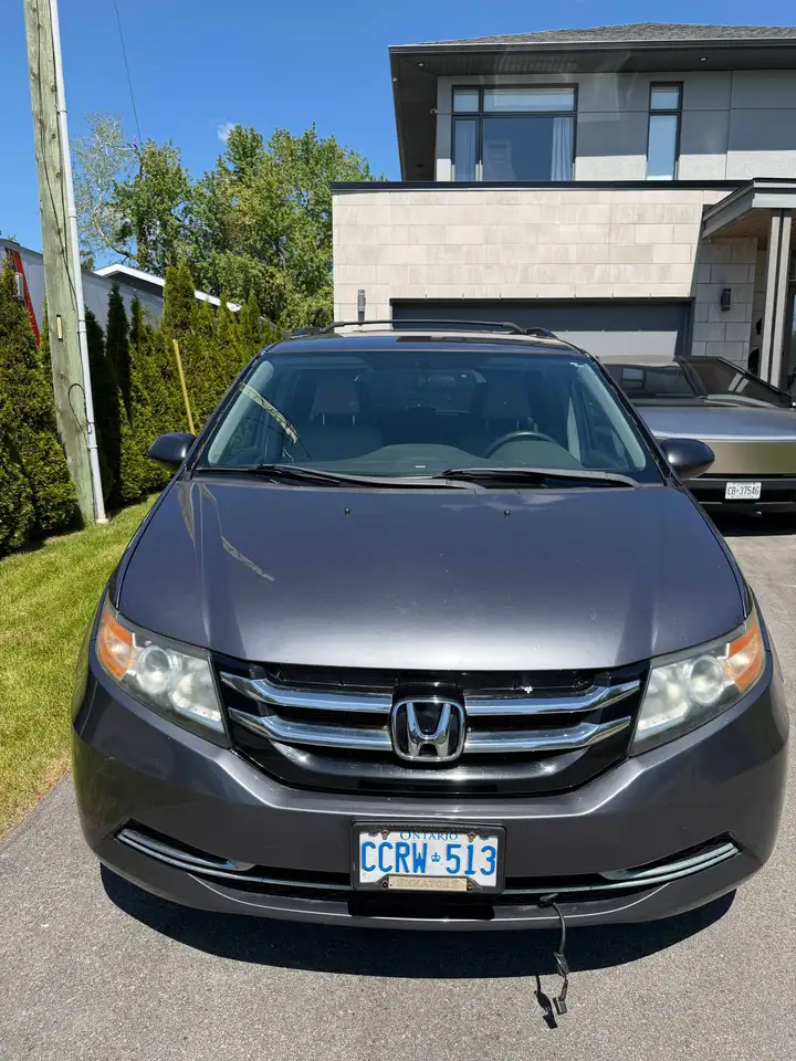 Honda Odyssey снимка Honda Odyssey