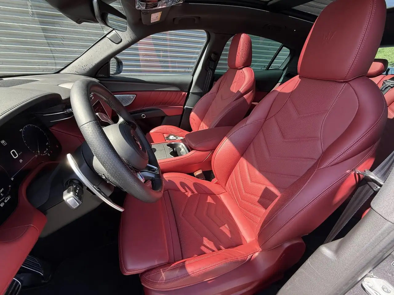 Maserati Grecale fotografie Maserati Grecale