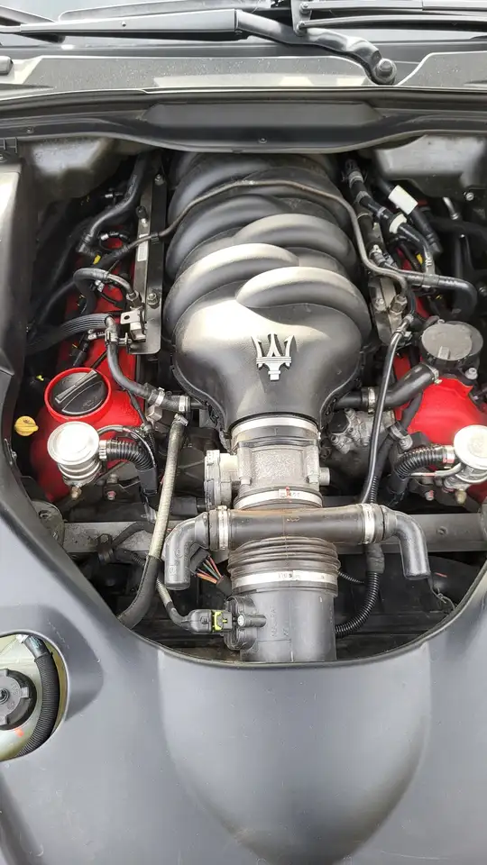 Maserati GranTurismo снимка Maserati GranTurismo