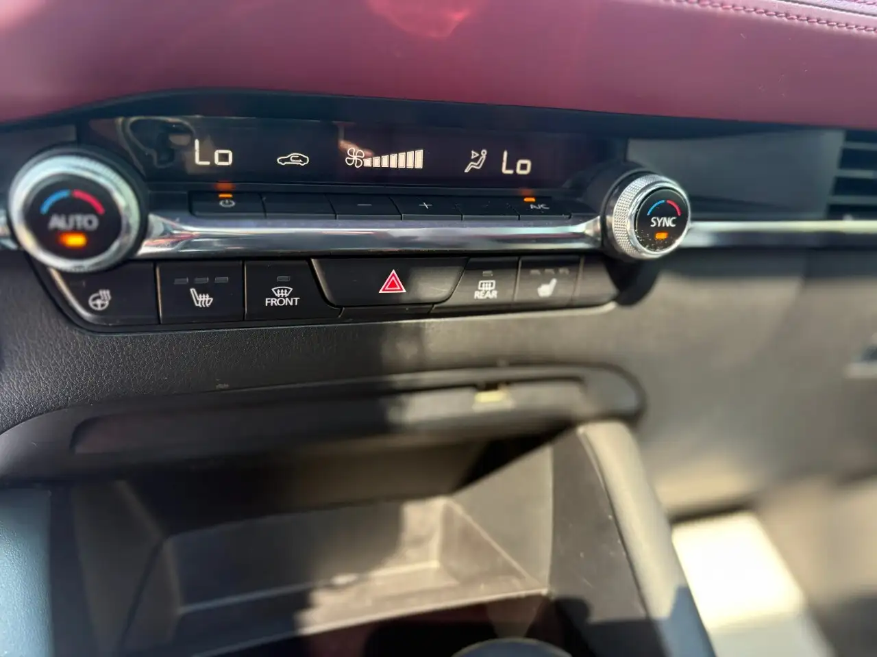 Mazda 3 снимка Mazda 3