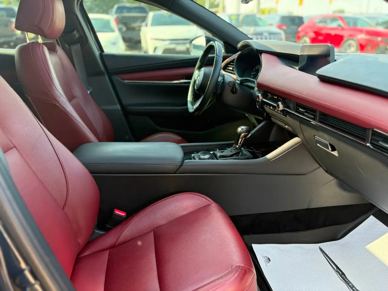 Mazda 3 снимка Mazda 3