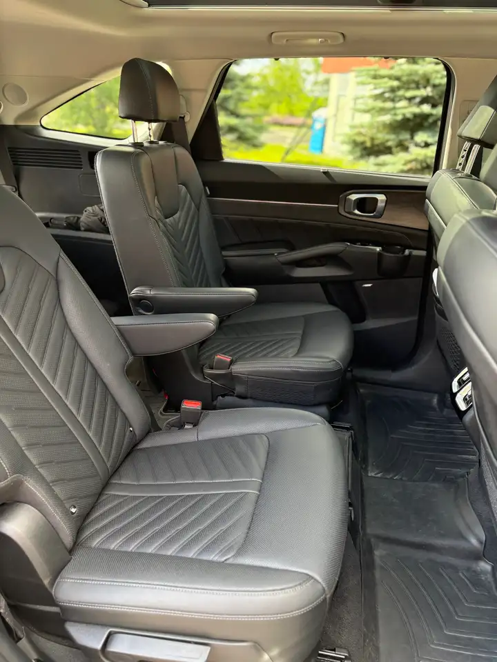 Kia Sorento снимка Kia Sorento