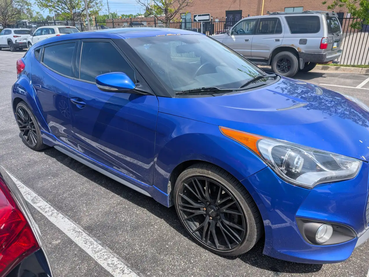 Hyundai VELOSTER снимка Hyundai VELOSTER