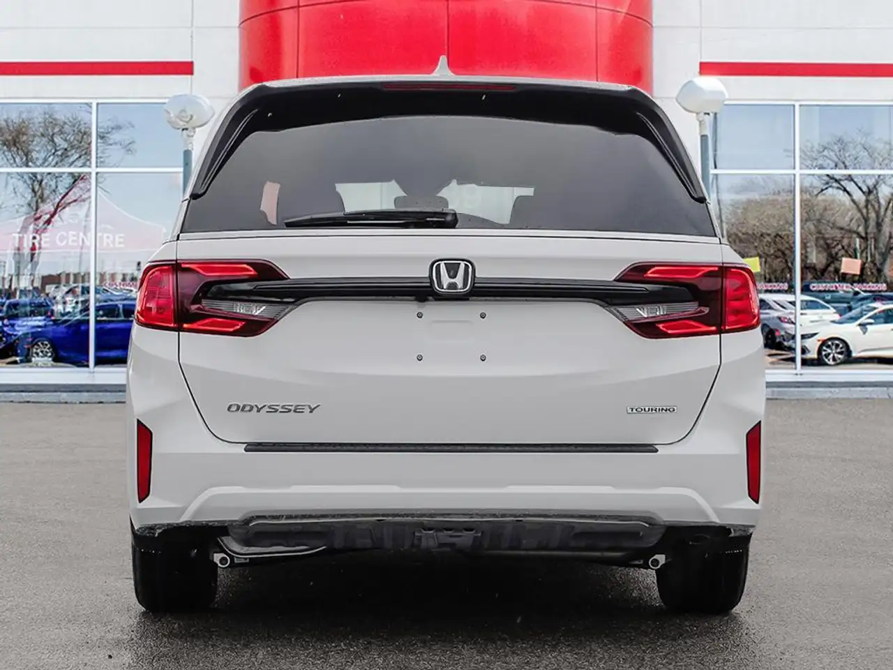 Honda Odyssey снимка Honda Odyssey