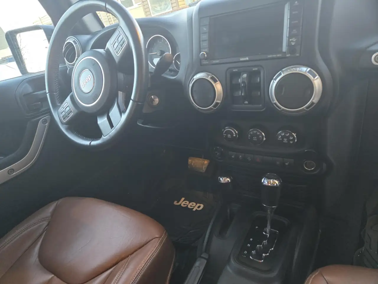 Jeep Wrangler снимка Jeep Wrangler