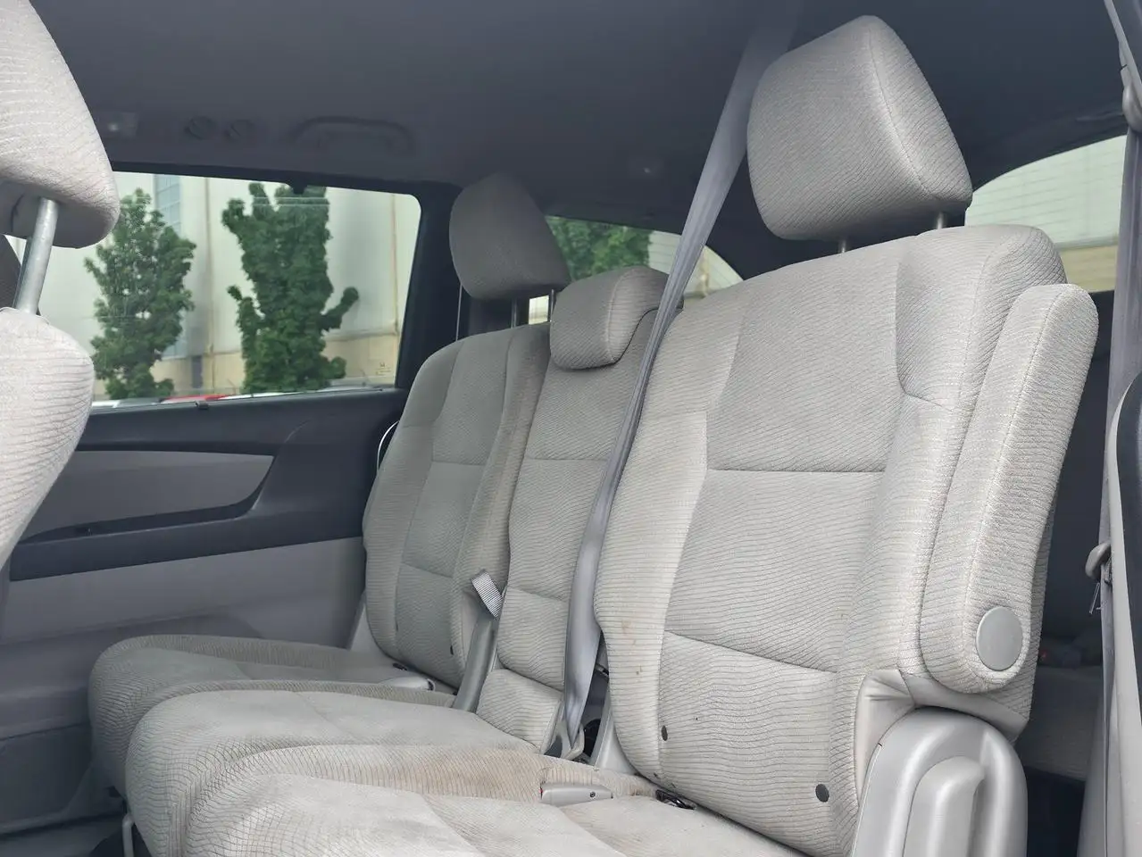 Honda Odyssey снимка Honda Odyssey