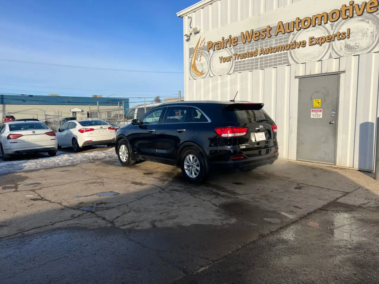 Kia Sorento photo Kia Sorento