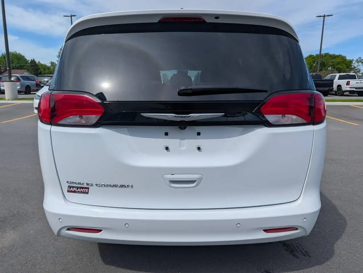 Chrysler Grand Caravan снимка Chrysler Grand Caravan