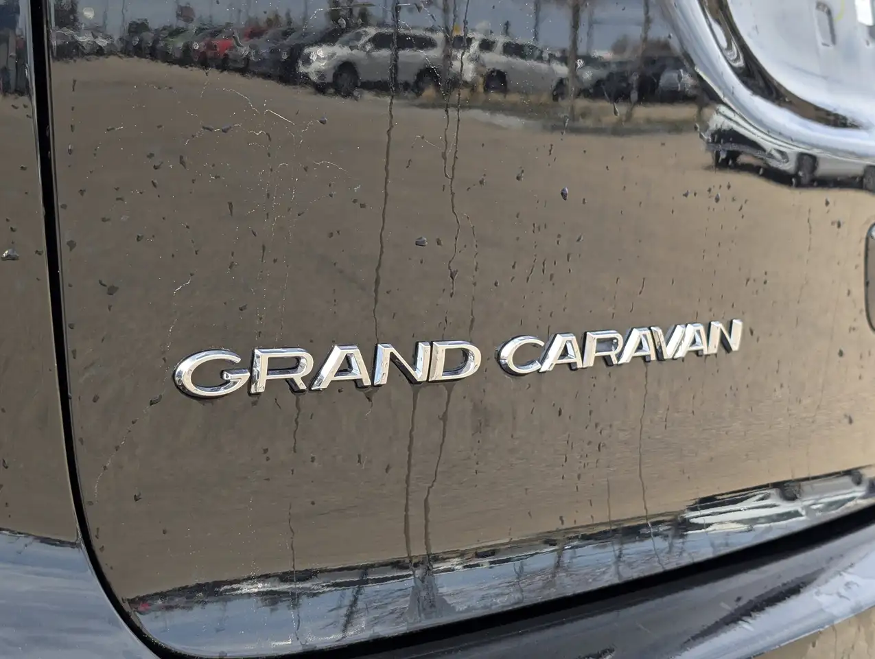 Chrysler Grand Caravan снимка Chrysler Grand Caravan