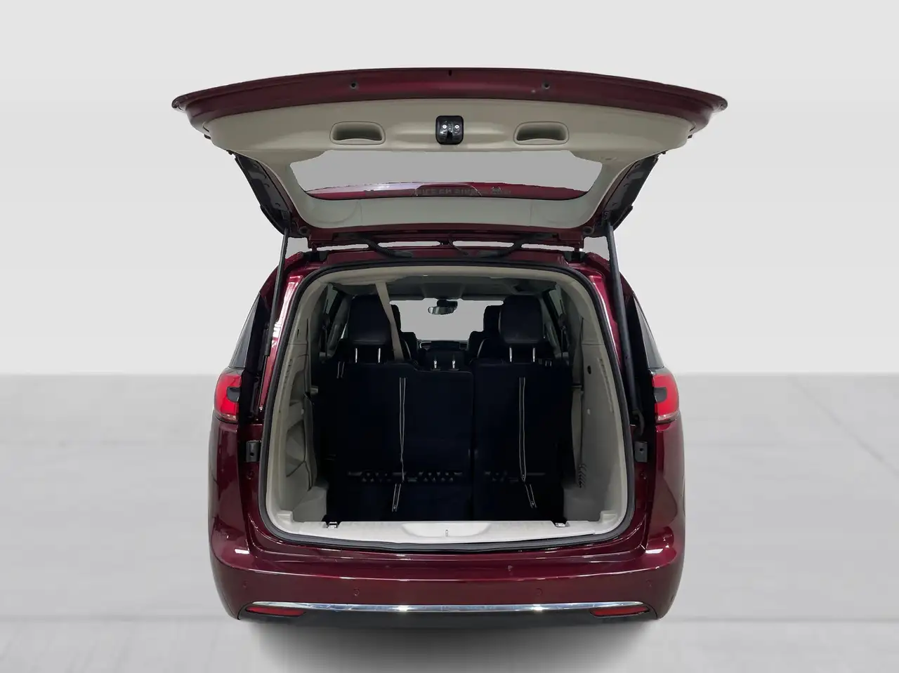 Chrysler Pacifica снимка Chrysler Pacifica