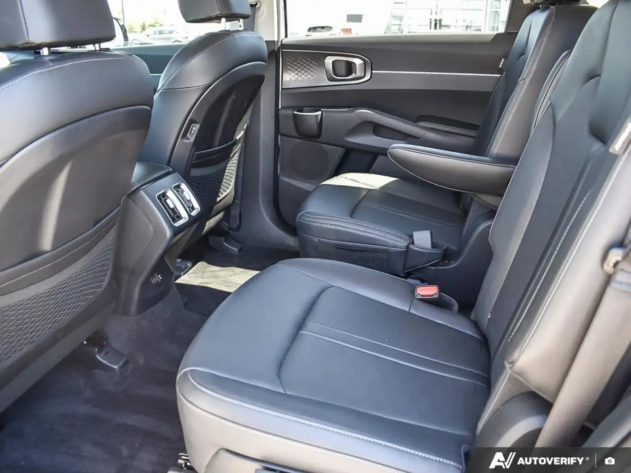 Kia Sorento снимка Kia Sorento