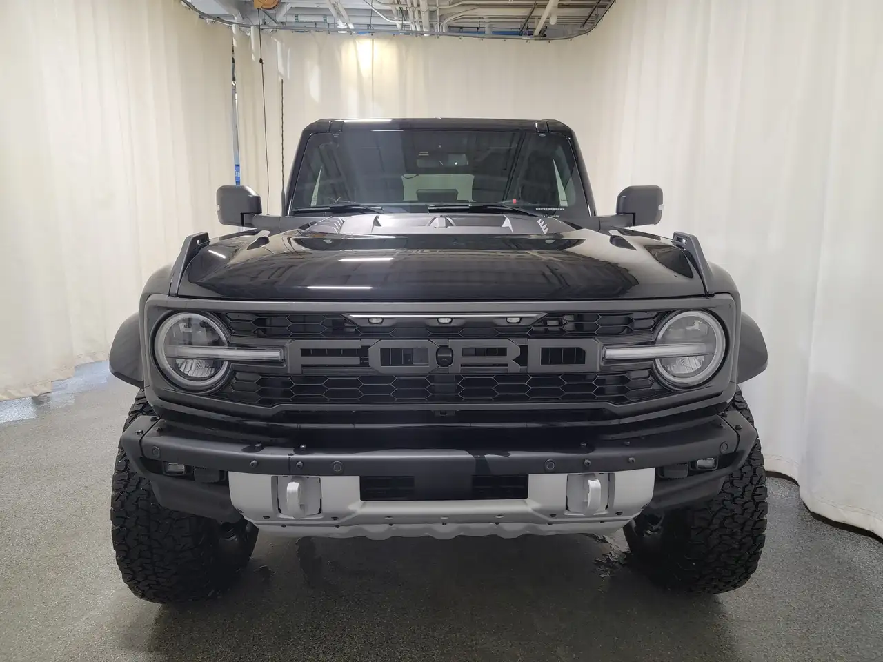 Ford Bronco снимка Ford Bronco
