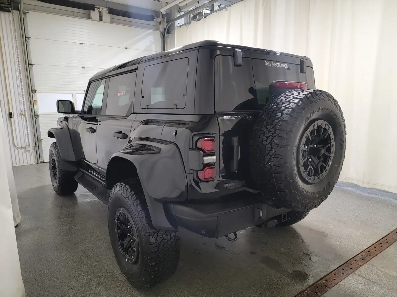 Ford Bronco снимка Ford Bronco
