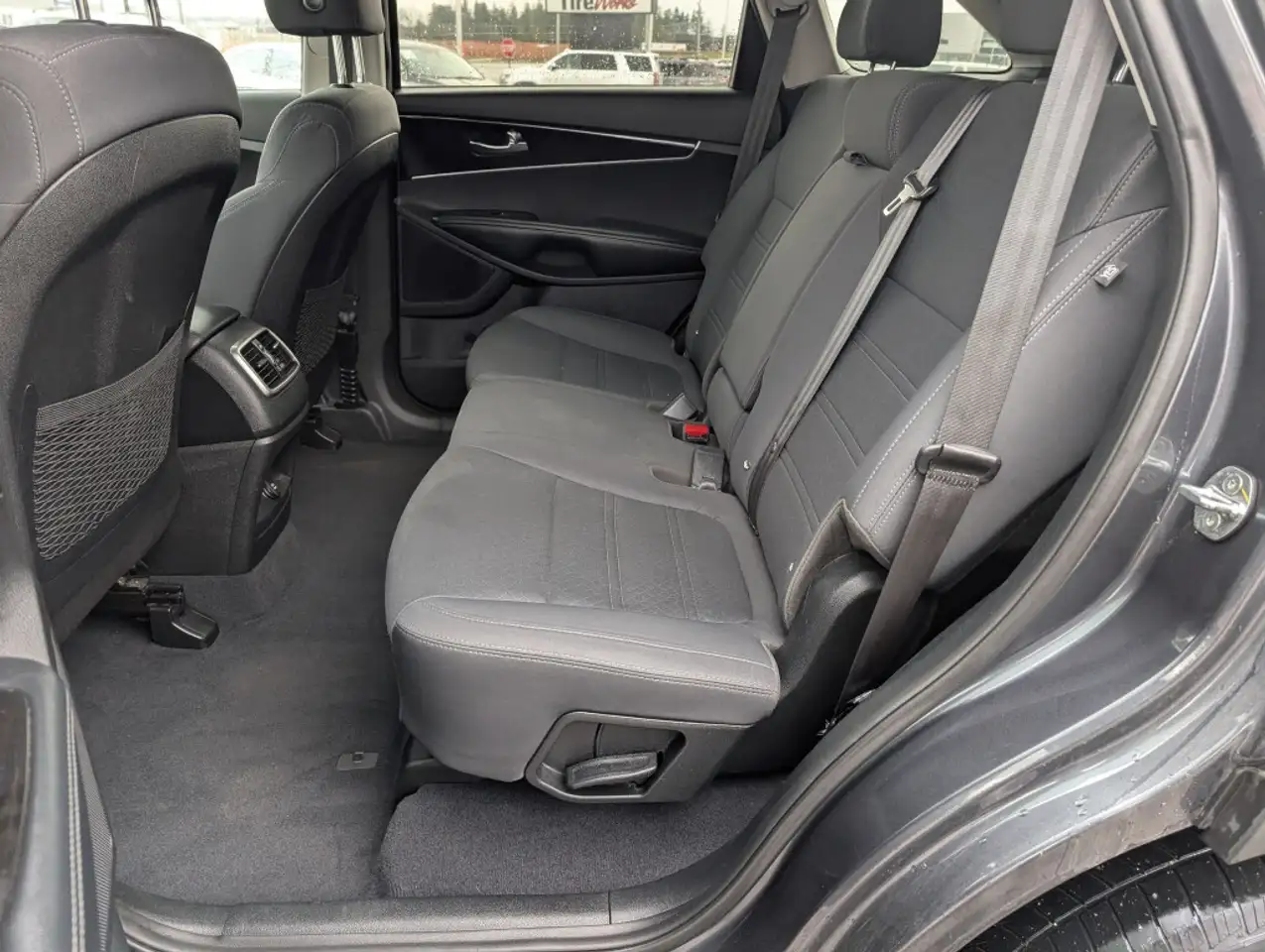 Kia Sorento снимка Kia Sorento