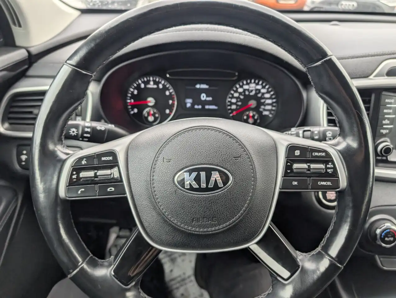 Kia Sorento снимка Kia Sorento