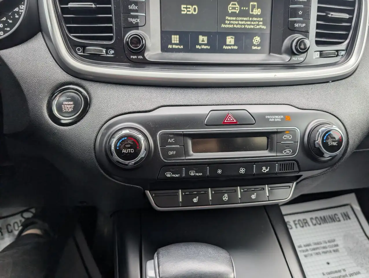 Kia Sorento снимка Kia Sorento