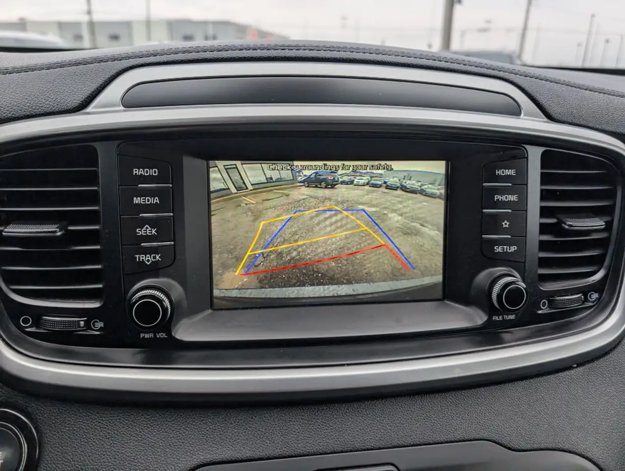 Kia Sorento снимка Kia Sorento