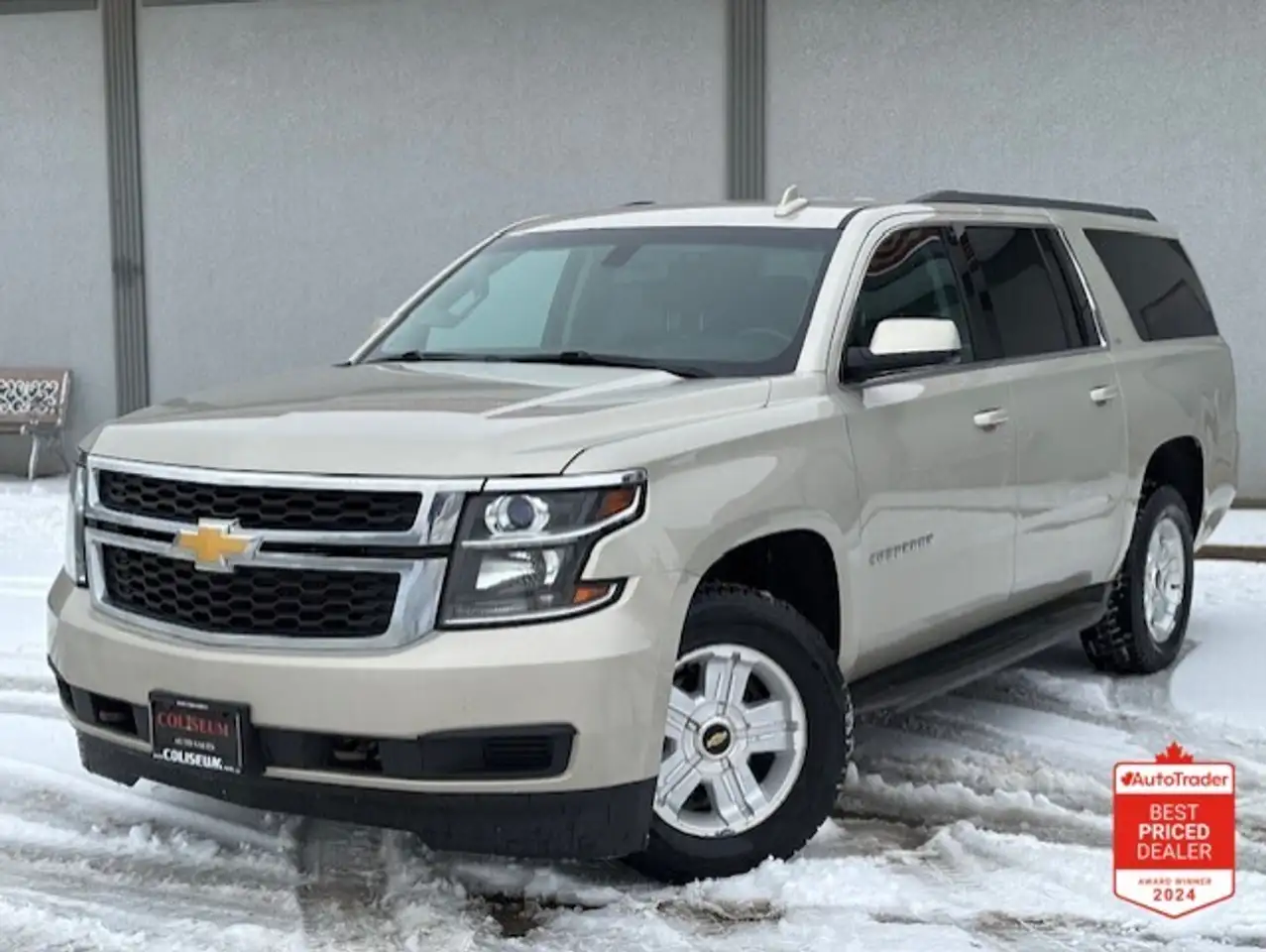 Chevrolet Suburban снимка Chevrolet Suburban