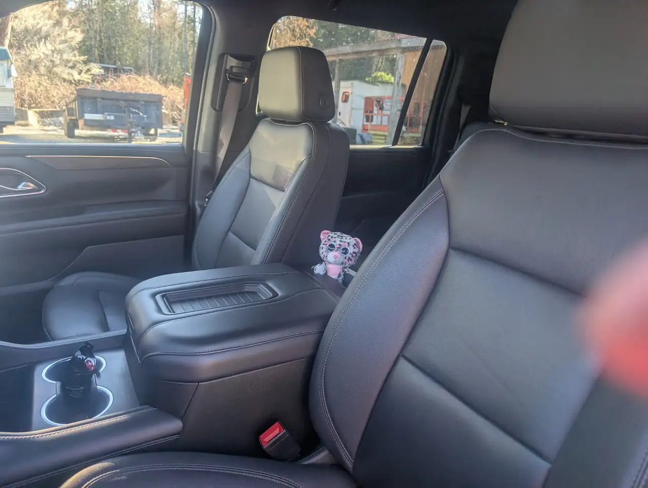 Chevrolet Suburban снимка Chevrolet Suburban