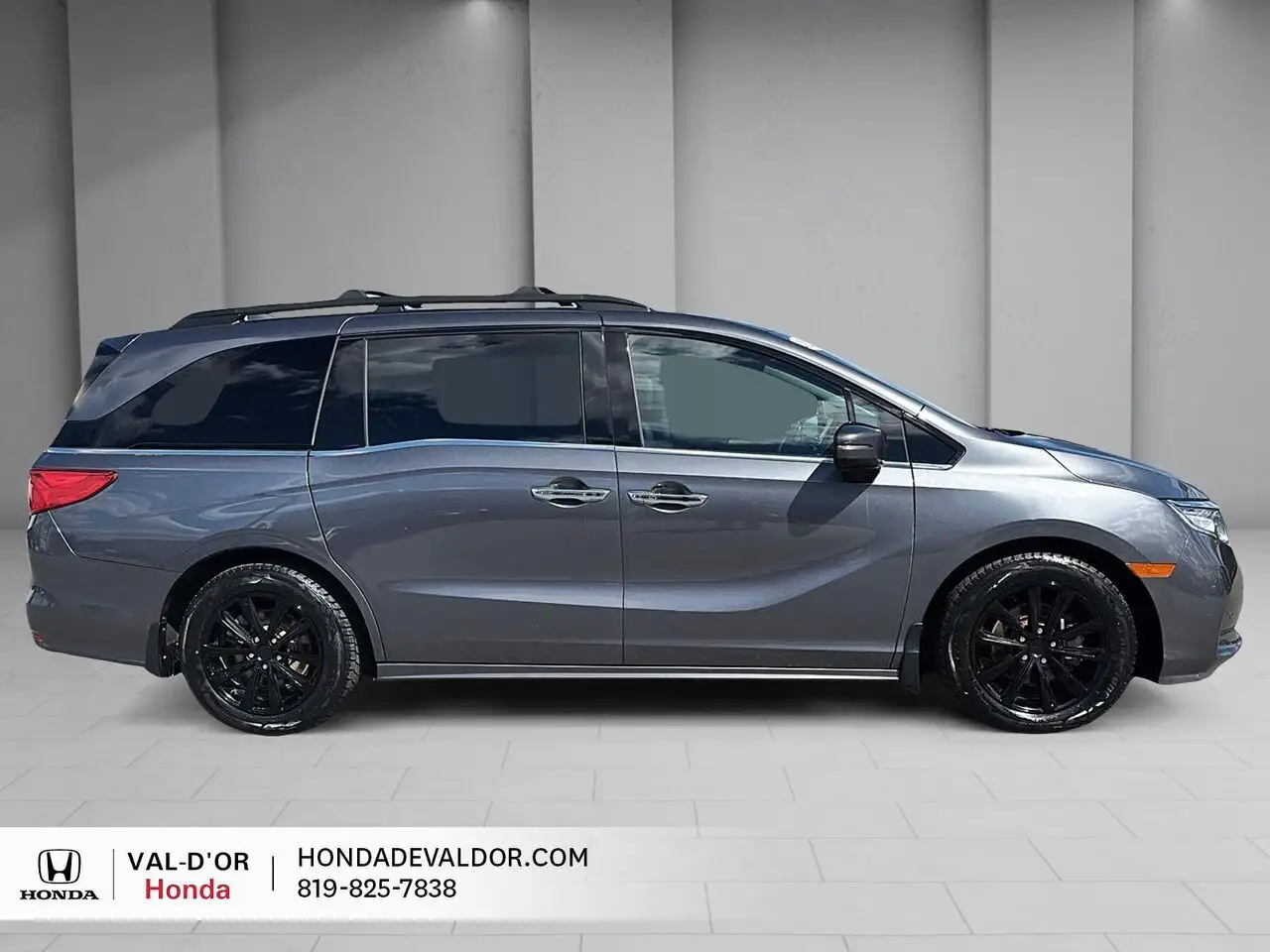 Honda Odyssey снимка Honda Odyssey