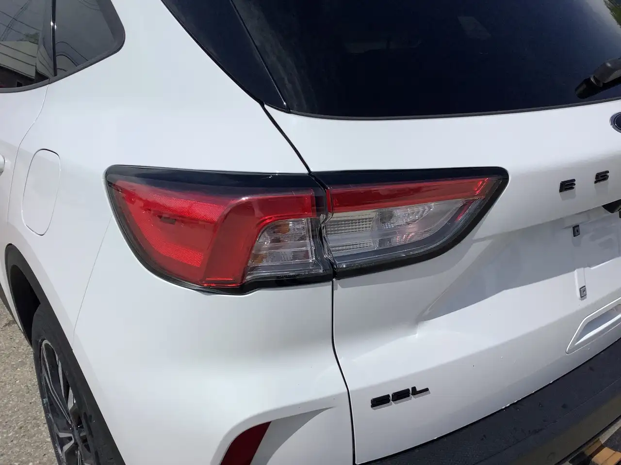 Ford Escape снимка Ford Escape