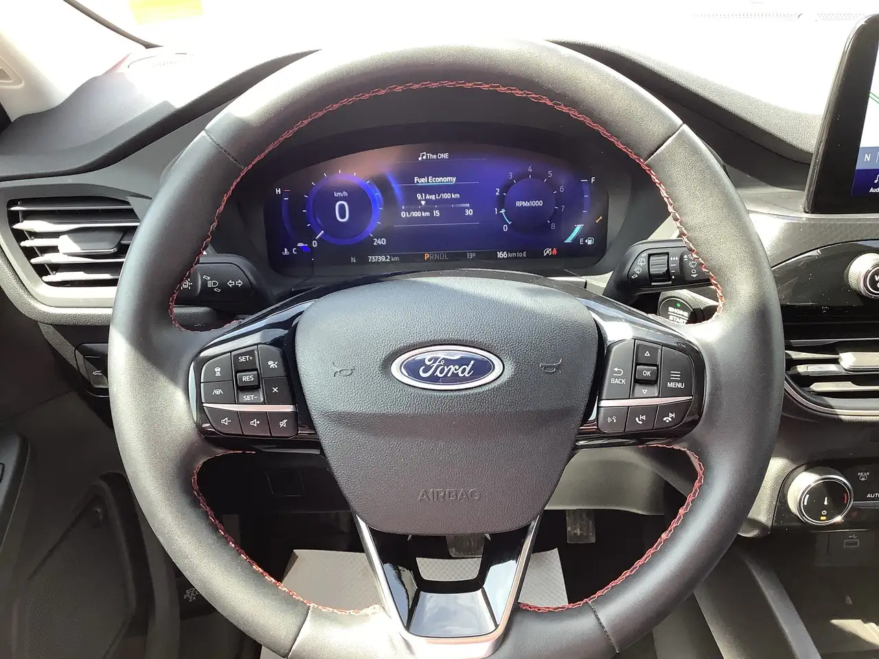 Ford Escape снимка Ford Escape