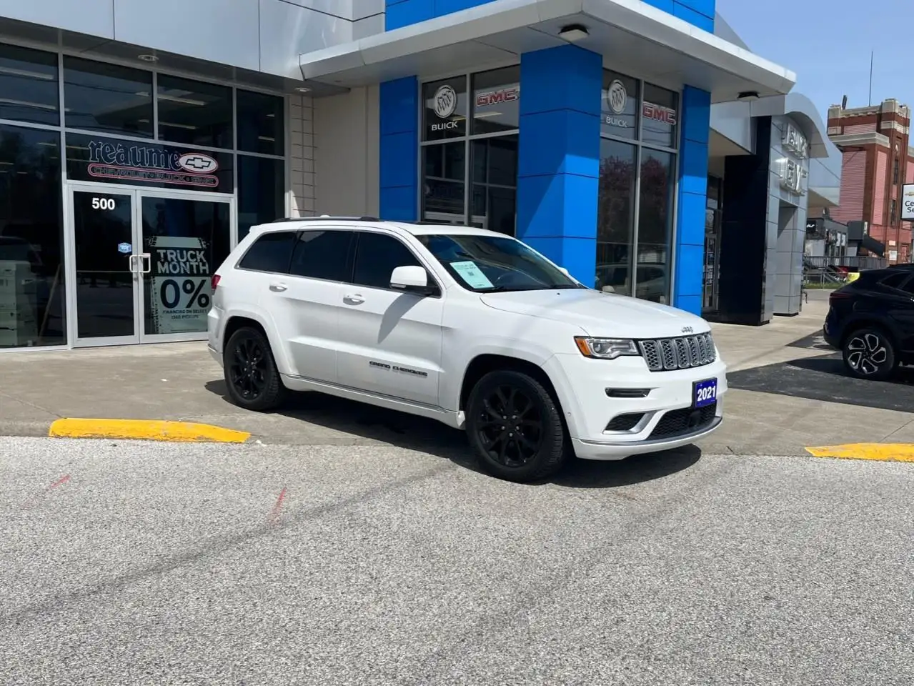 Jeep Grand Cherokee снимка Jeep Grand Cherokee