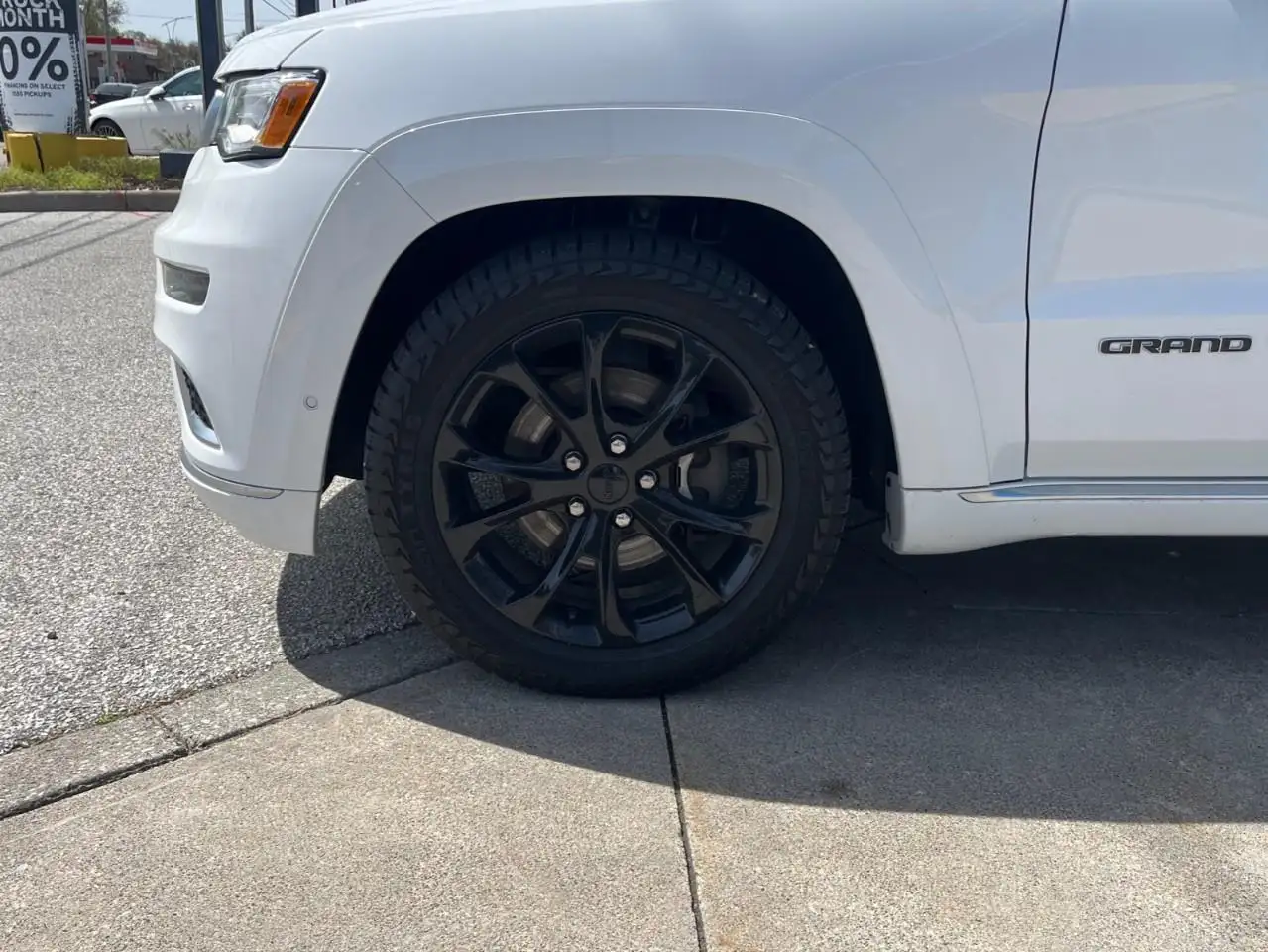 Jeep Grand Cherokee снимка Jeep Grand Cherokee