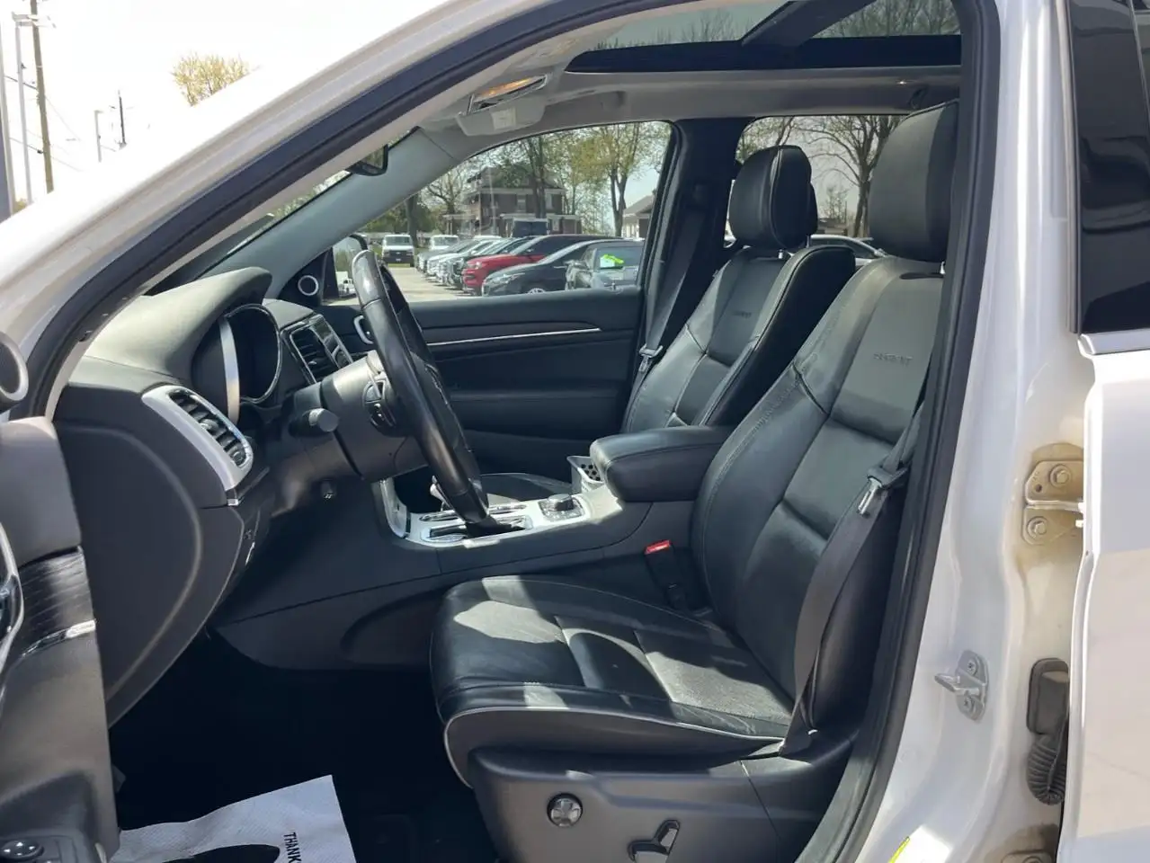 Jeep Grand Cherokee снимка Jeep Grand Cherokee