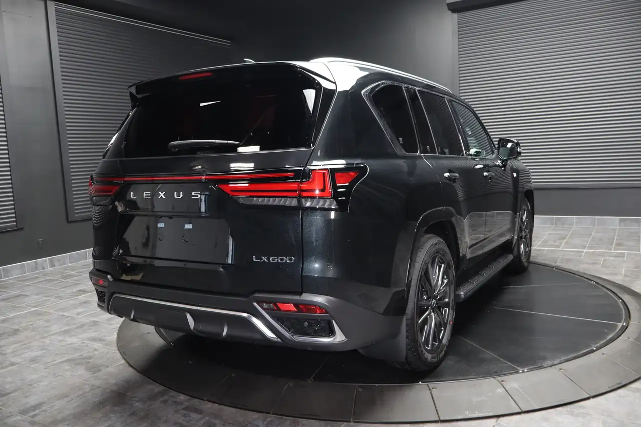 Lexus LX снимка Lexus LX