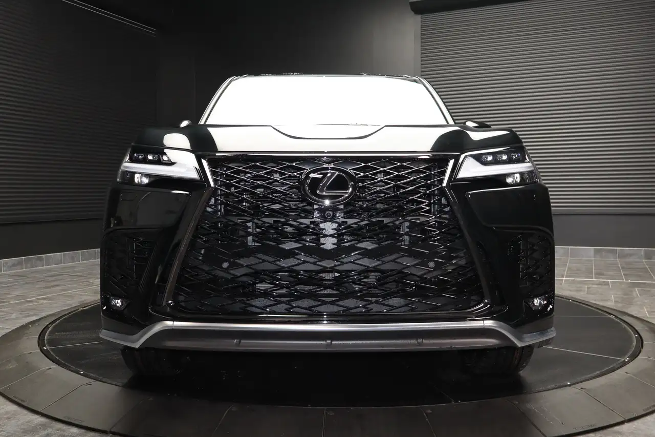 Lexus LX снимка Lexus LX