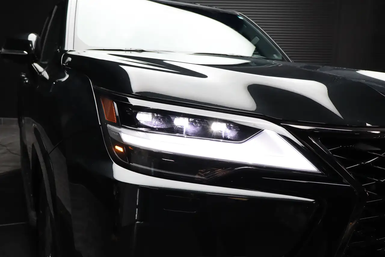 Lexus LX снимка Lexus LX