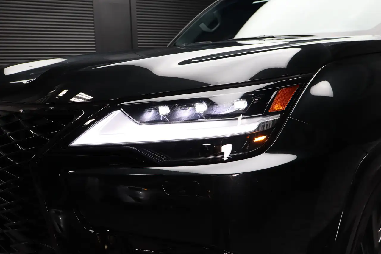 Lexus LX снимка Lexus LX
