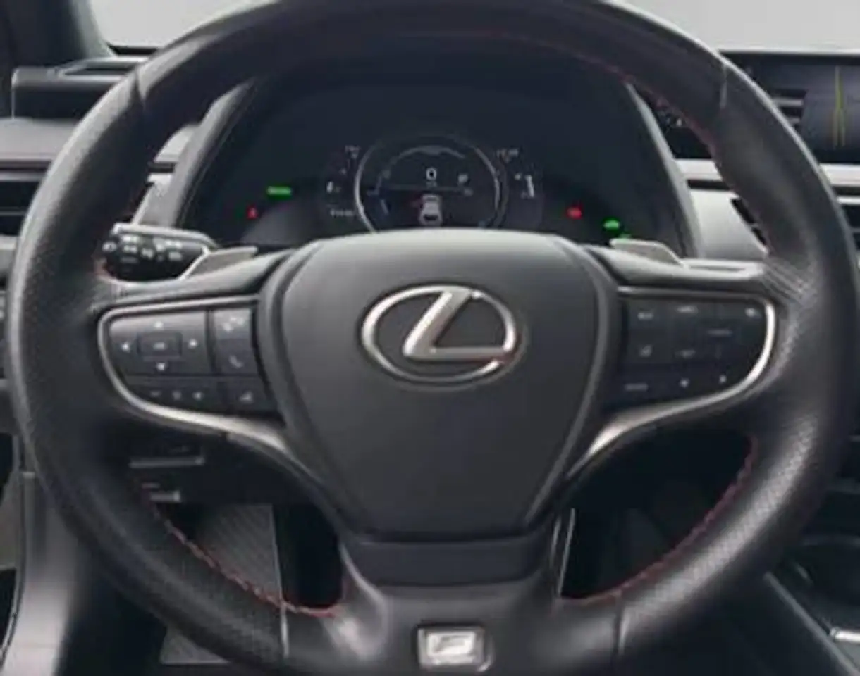 Lexus NX fotografie Lexus NX