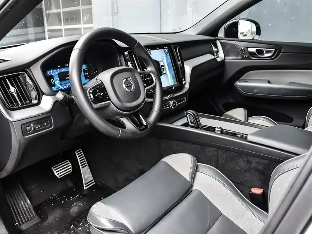 Volvo XC60 снимка Volvo XC60