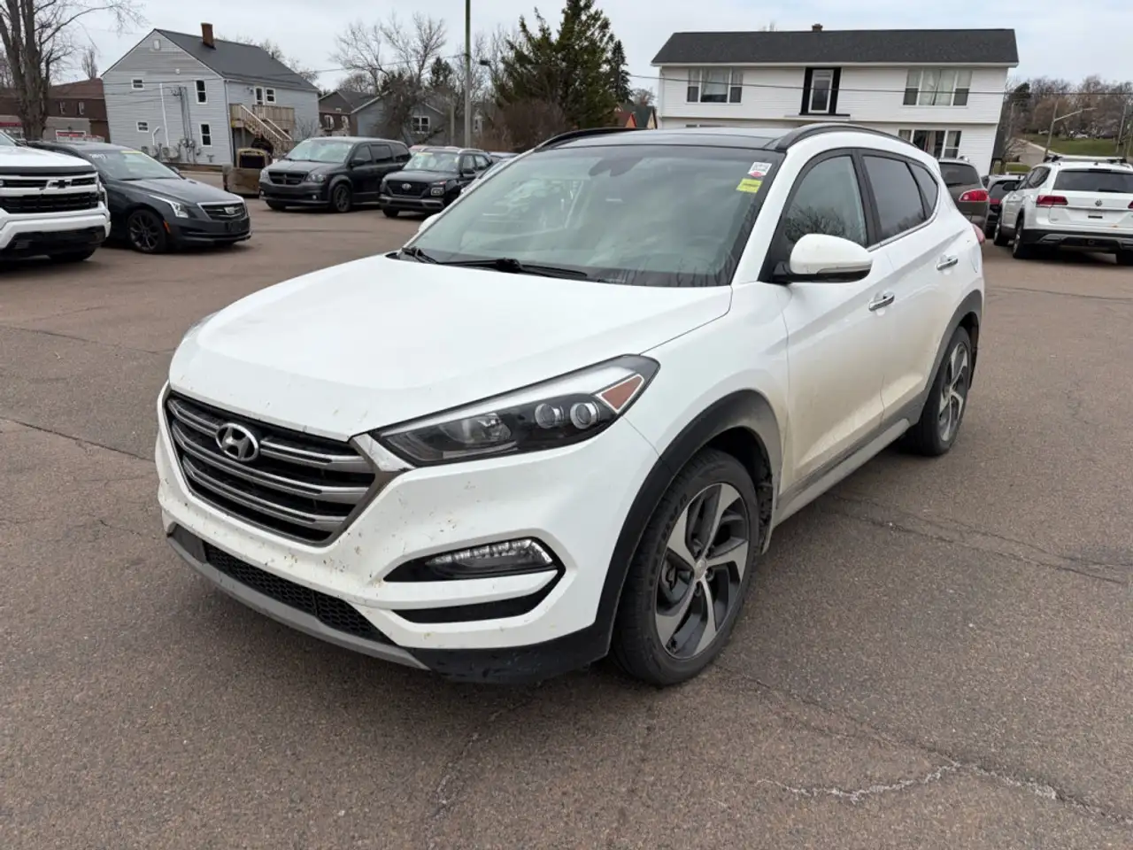 Hyundai TUCSON снимка Hyundai TUCSON