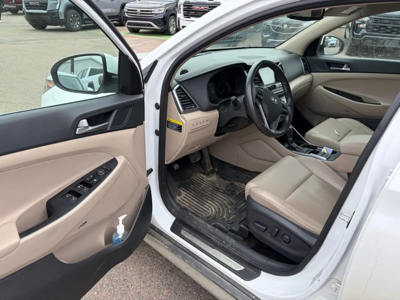 Hyundai TUCSON снимка Hyundai TUCSON